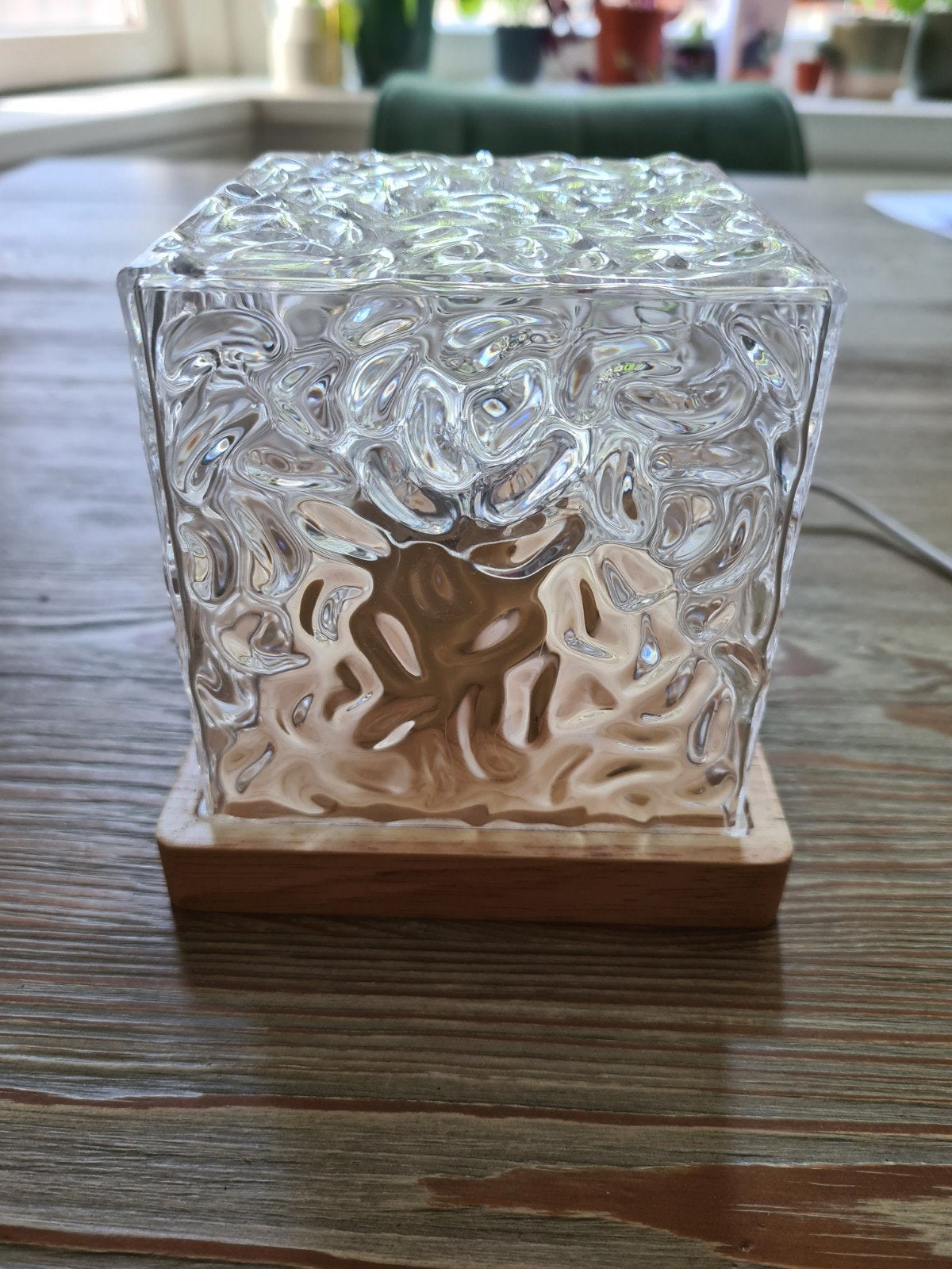 Atmospheric cube lamp with USB, Huis en Inrichting, Lampen | Tafellampen, Zo goed als nieuw, Glas, Hout, Ophalen
