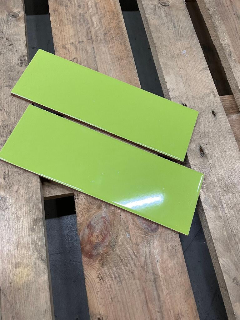 Pallet tegels verde brillo 10x30cm (8 m2), 20 tot 40 cm, Wandtegels, Keramiek, 5 tot 10 m²