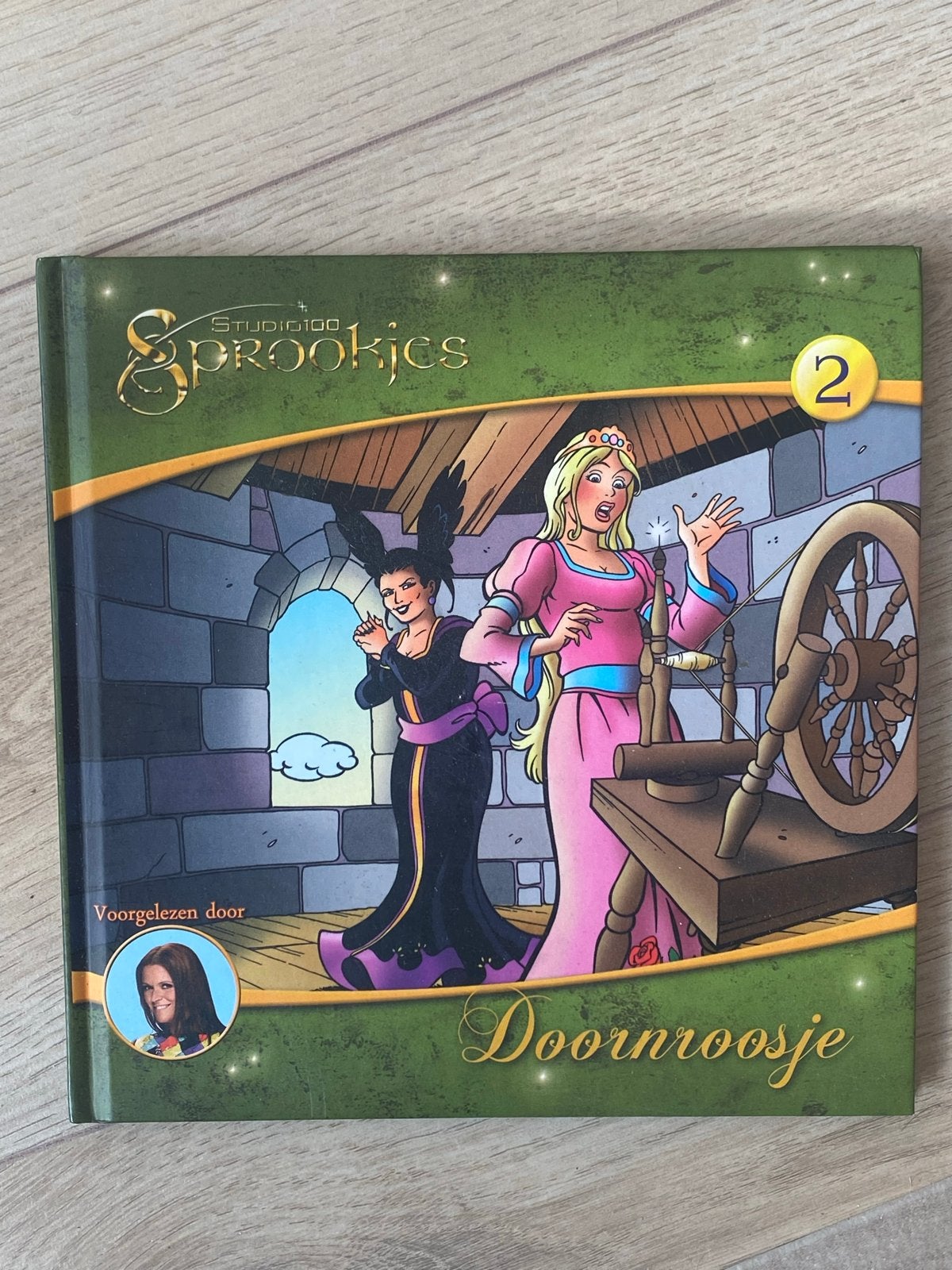 Studio 100 Sprookjes: Doornroosje, Boeken, Sprookjes en Fabels, Ophalen of Verzenden, Zo goed als nieuw