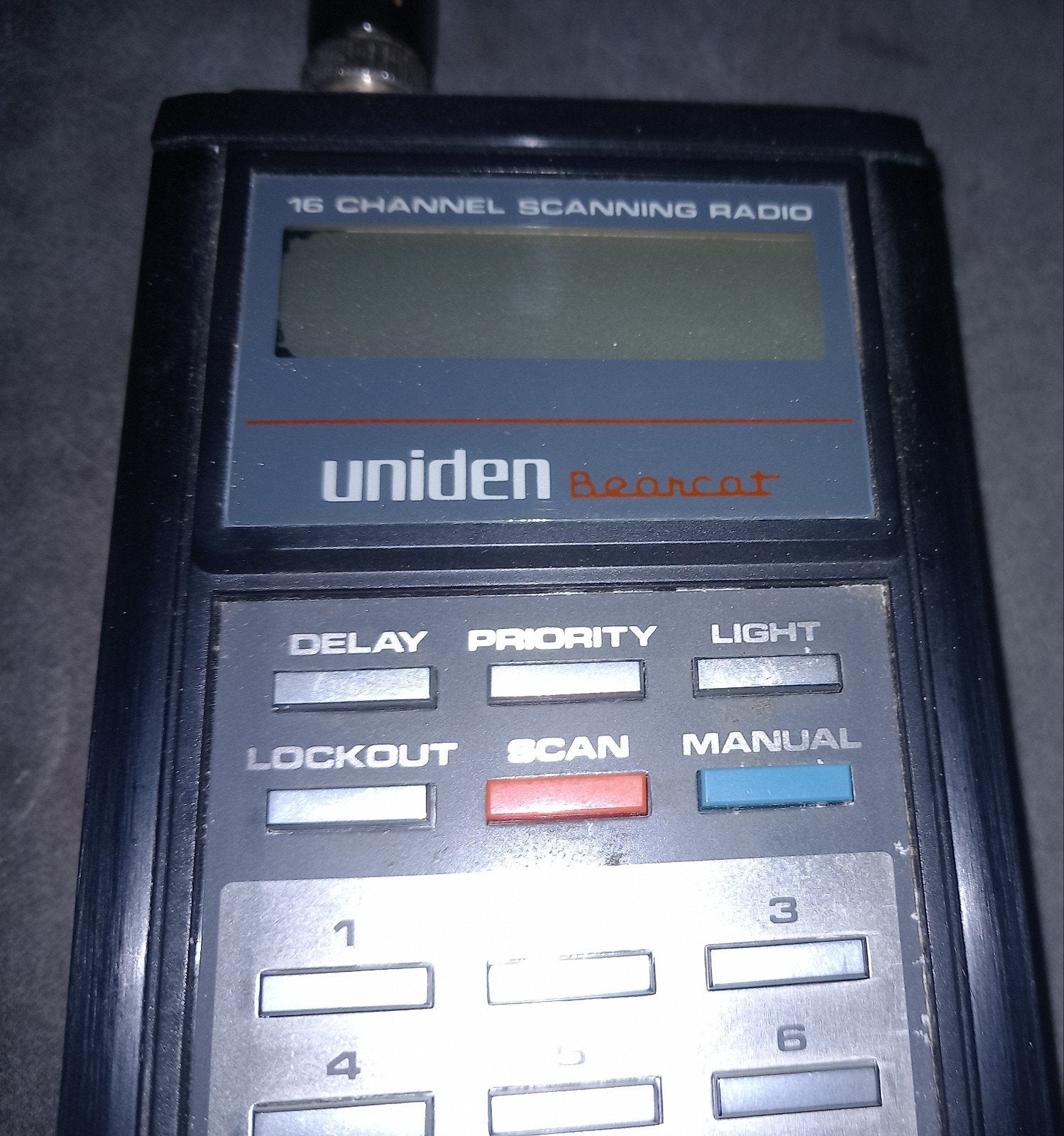 Scanner Uniden Bearcat 100XL, Ophalen