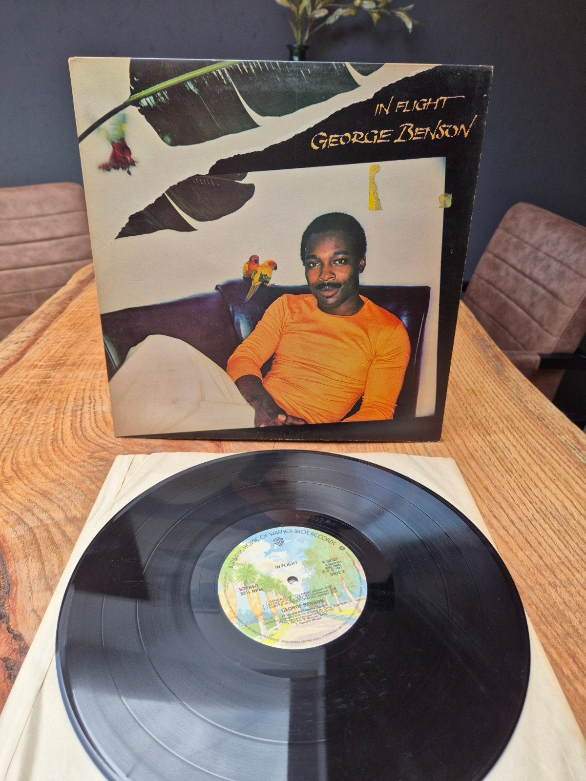 George Benson - In Flight LP (1977) Jazz/Soul, LP, Gebruikt, Overige genres, Ophalen of Verzenden