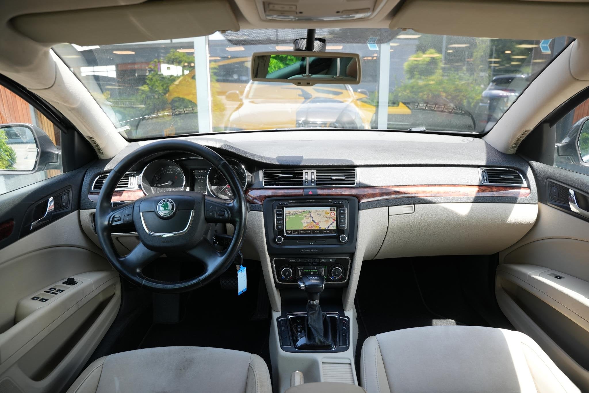 Skoda Superb Combi 2.0 TSI Elegance Business Line, Auto's, Euro 5, Stoelverwarming, Gebruikt, 4 cilinders