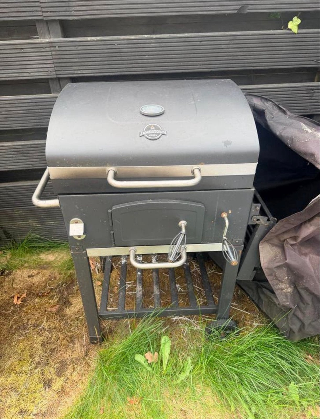 Jamestown Houtskool BBQ - Gebruikt, Tuin en Terras, Ophalen of Verzenden, Gebruikt