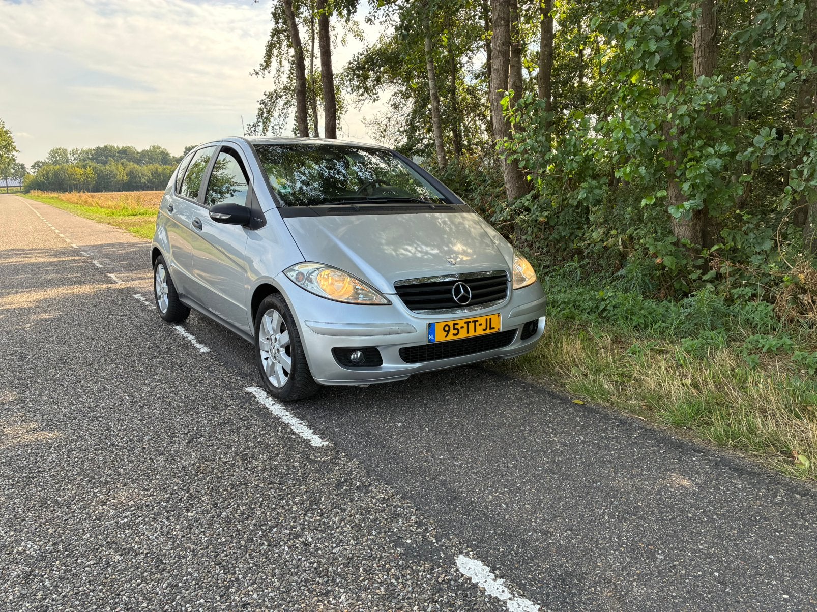 Mercedes-Benz A-Klasse 1.5  5DRS 2007 Grijs, Voorwielaandrijving, 1498 cc, Zwart, 49 €/maand