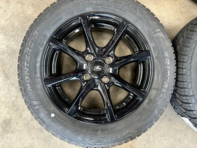 15 inch originele velgen + Fulda winterbanden Ford Fiesta, Auto-onderdelen, 15 inch, -, -, Banden en Velgen