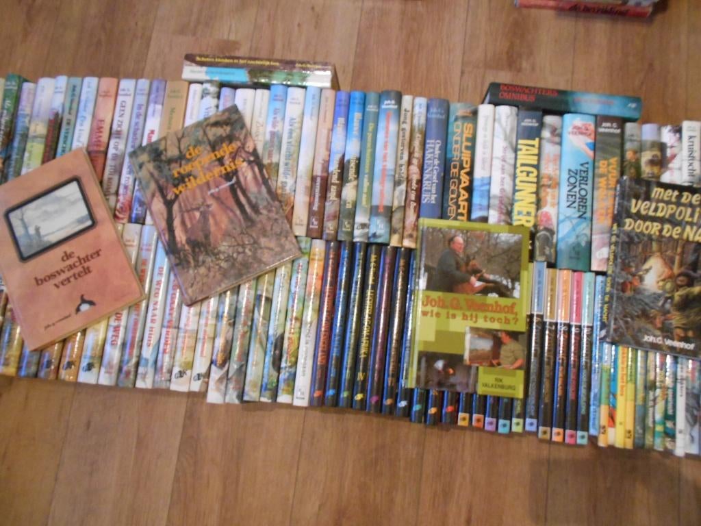Joh G Veenhof Alle boeken op voorraad aanwezig!, Ophalen of Verzenden, Zo goed als nieuw