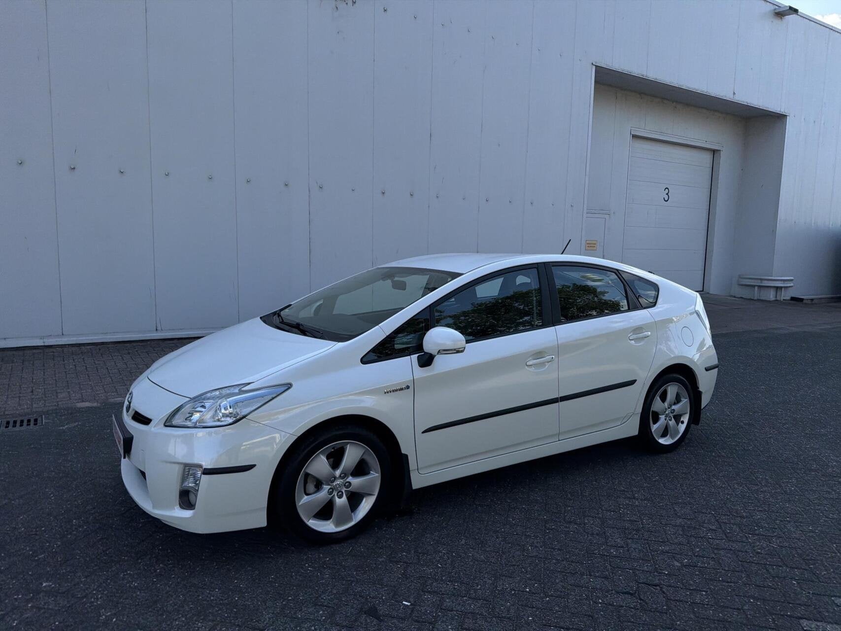 Toyota Prius 1.8 Aspiration - HYBRIDE/CRUISE/PDC/NAP, Auto's, 136 pk, Gebruikt, 4 cilinders, Automatische klimaatregeling