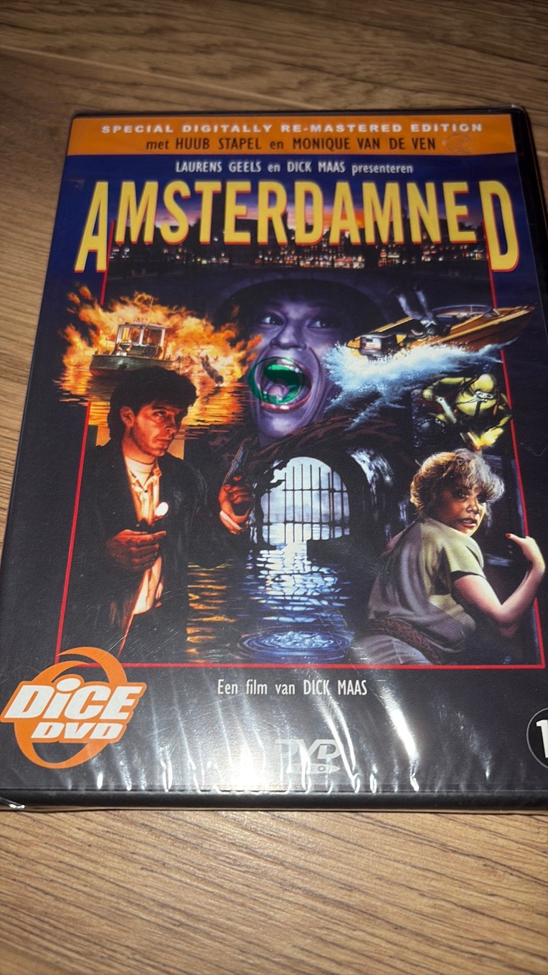 Amsterdamned nieuw in seal! Dick Maas en Huub Stapel., Vanaf 16 jaar, Ophalen of Verzenden, Zo goed als nieuw, Actiethriller