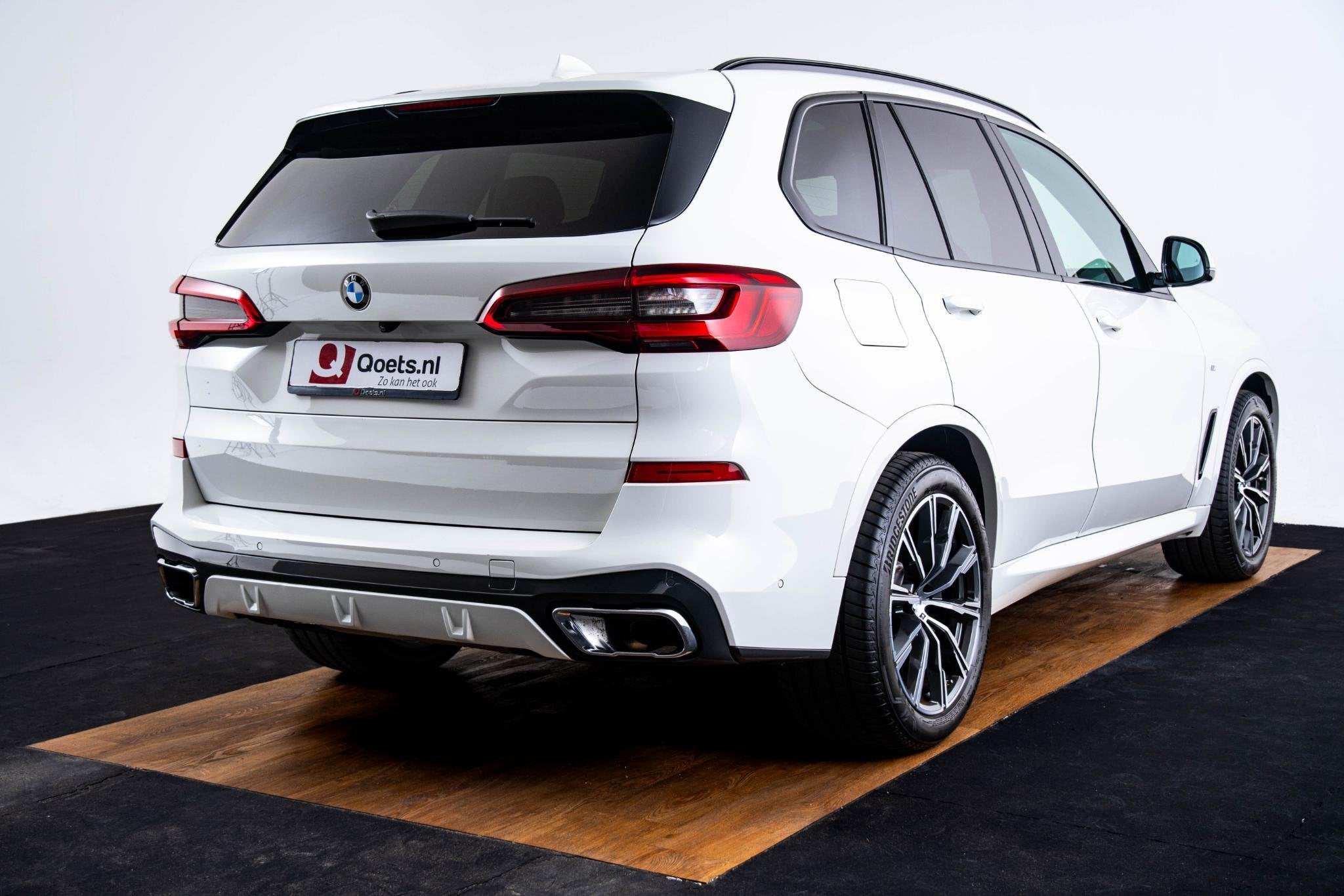 BMW X5 xDrive30d High Executive M-sport - Panoramadak - Trek, Automaat, 12 maanden, 2993 cc, 255 €/maand