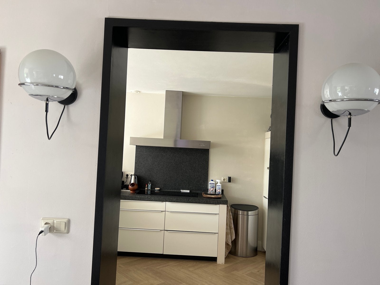 Raak Tolkien 'Ochtendnevel' Wandlampen - 25 cm doorsnede, 19, Huis en Inrichting, Gebruikt, Ophalen of Verzenden, Glas, Overige merken