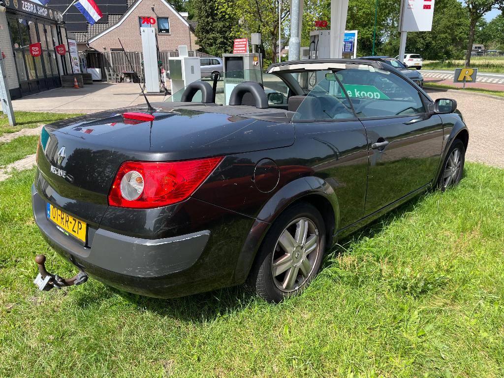 renault megane cabrio, Voorwielaandrijving, Zwart, 4 cilinders, Cabriolet