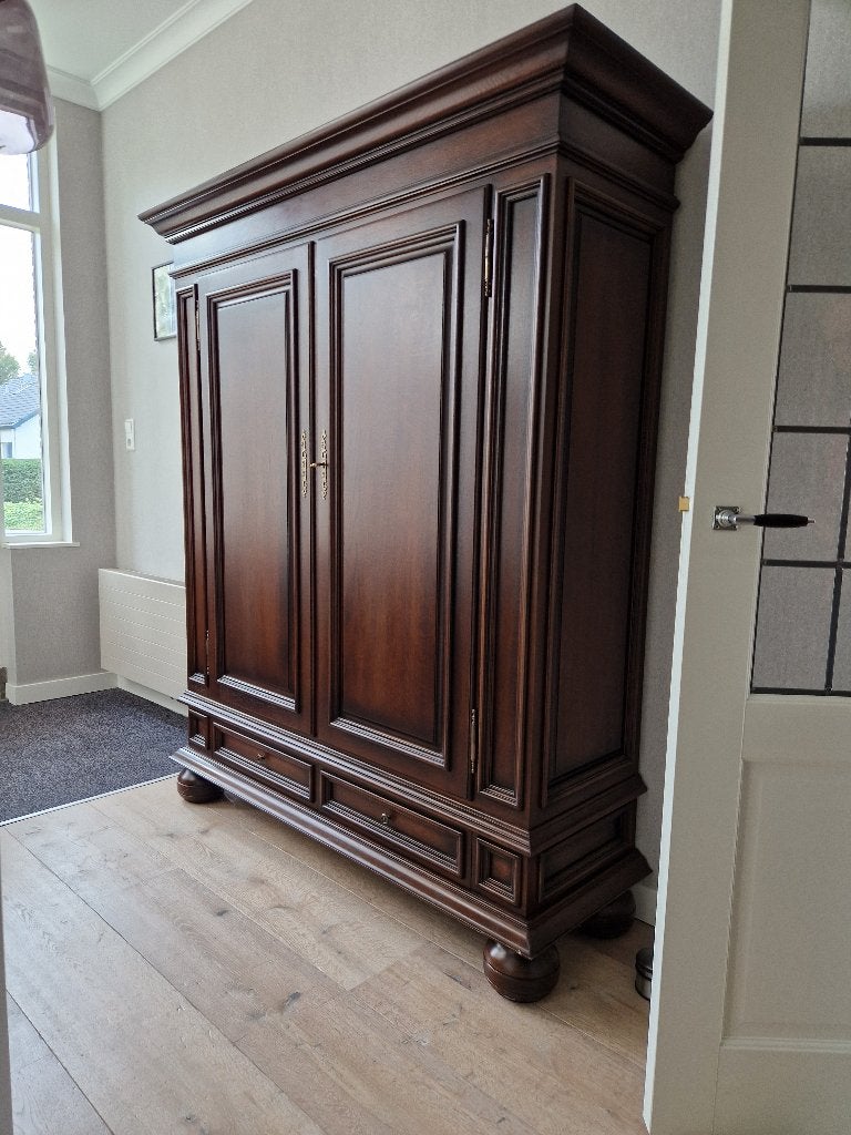 Klassieke houten linnenkast / servieskast – oud-Hollands, Ophalen