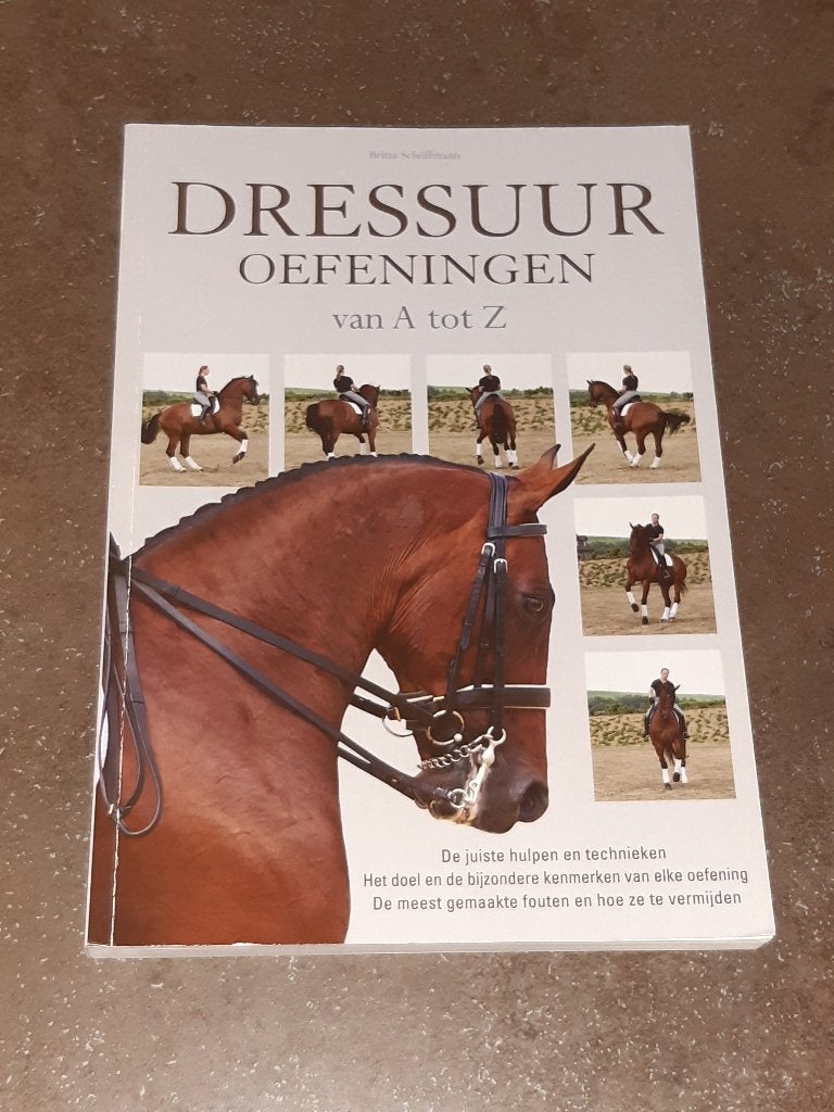Paard dressuur oefeningen van a tot z nieuwstaat, Ophalen of Verzenden, Zo goed als nieuw, Paarden of Pony's