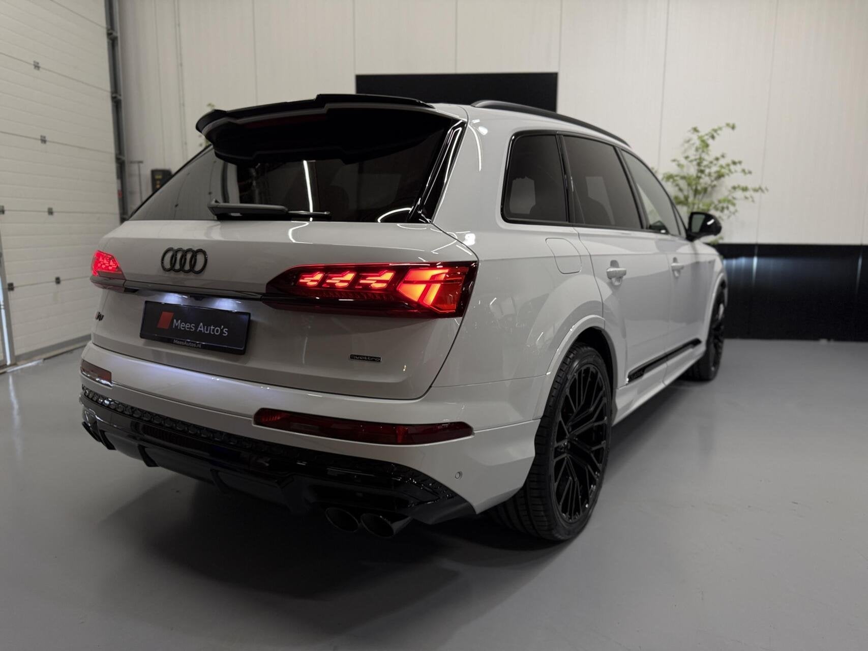 Audi Q7 60 TFSI e quattro Pro Line S Competition|Pano|B&O|RS, Auto's, Automaat, Gebruikt, 2995 cc, Wit