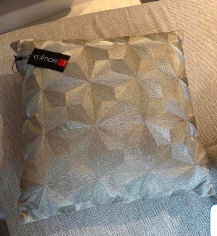 Design kussen diga colmore 50x50, Ophalen of Verzenden, Zo goed als nieuw, Beige, Vierkant