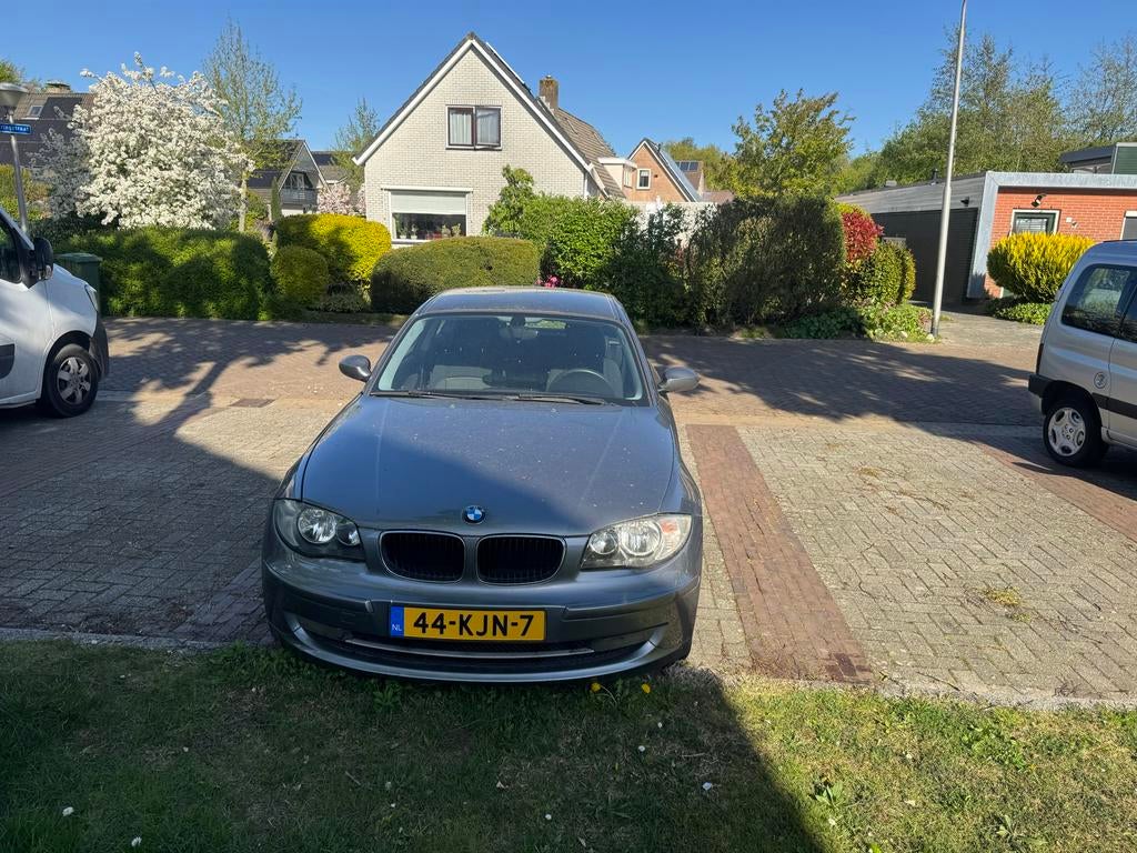 BMW 1-Serie 1.6 I 116 3DR 2009 Grijs, Auto's, 1-Serie, Achterwielaandrijving, 1599 cc, 4 cilinders