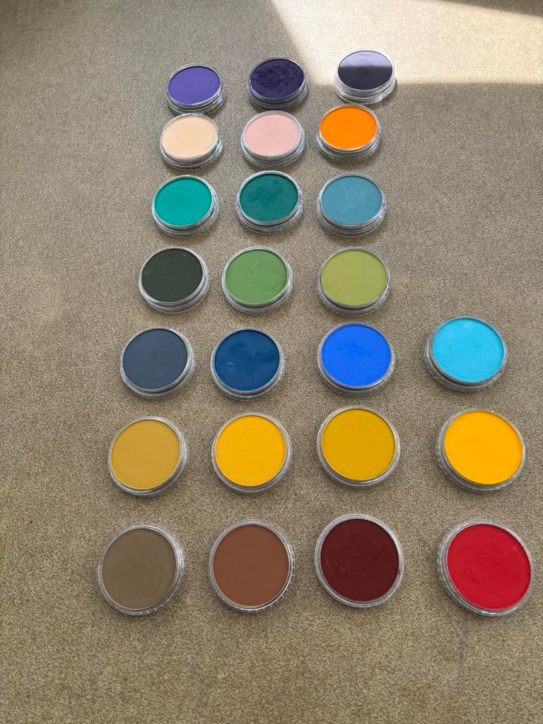 panpastel kleuren en trays, Hobby en Vrije tijd, Ophalen of Verzenden, Zo goed als nieuw, Overige typen
