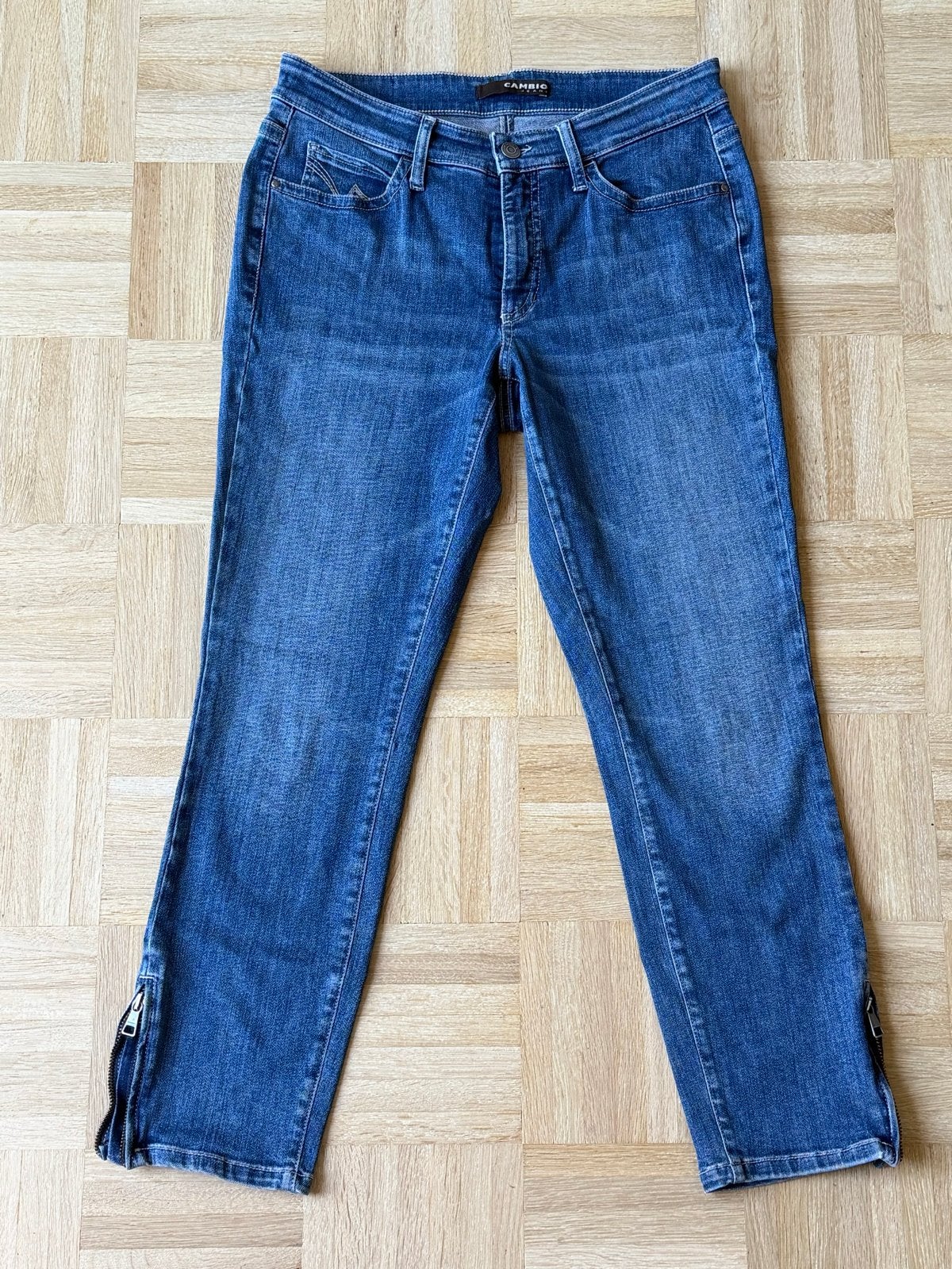 Cambio Parla short jeans met ritsen in maat 40, Ophalen of Verzenden, Gedragen, Blauw, W30 - W32 (confectie 38/40)