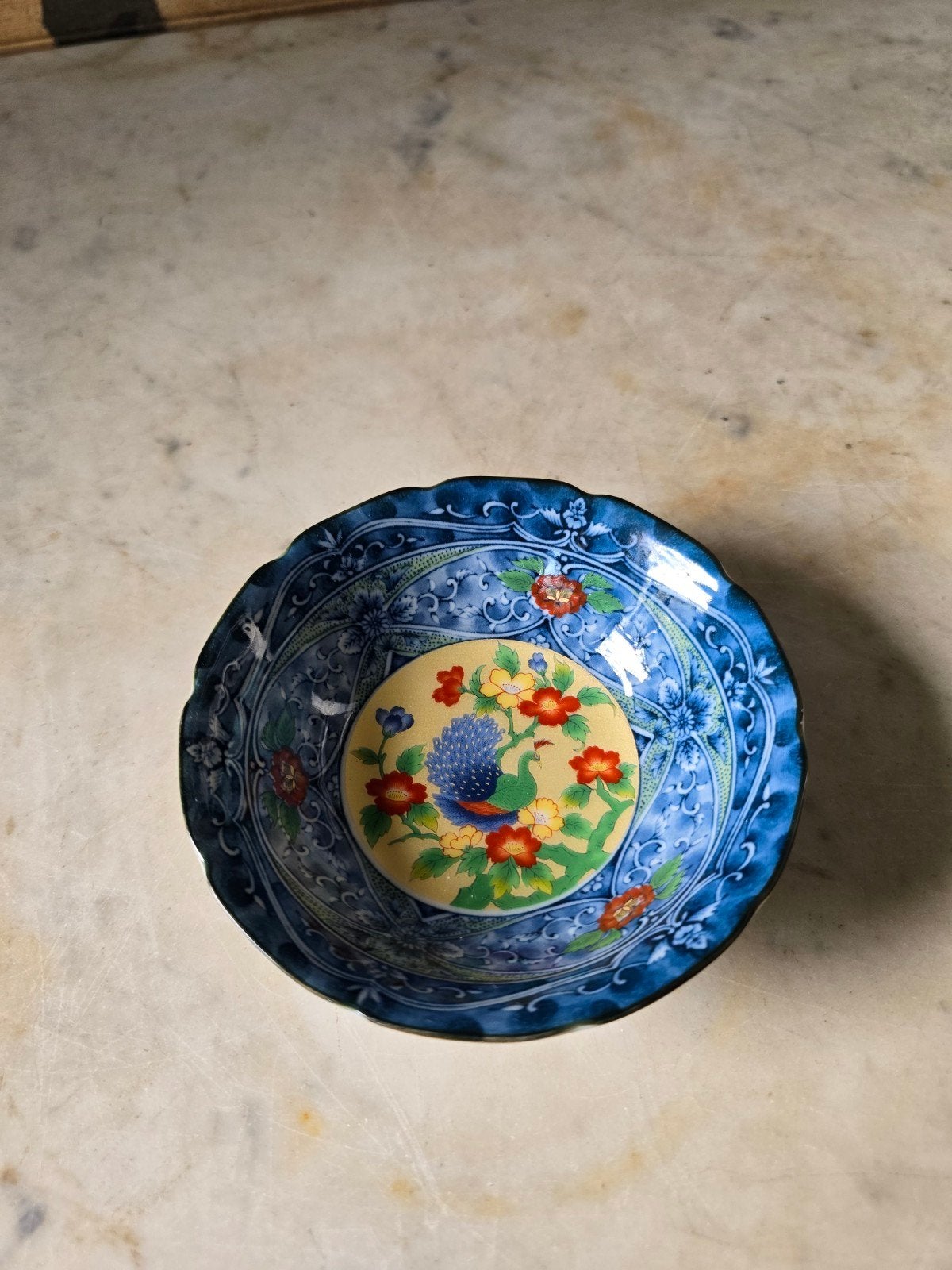 Japans porseleinen schaaltje pauw nr1, Antiek en Kunst, Ophalen of Verzenden