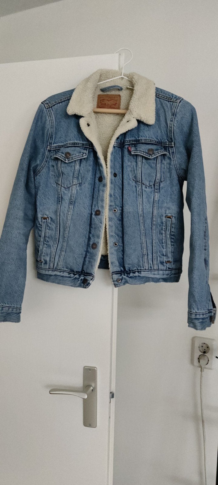Levi's Sherpa trucker jacket - denim spijkerjas met voering., Maat 38/40 (M), Zo goed als nieuw, Levi's, Verzenden
