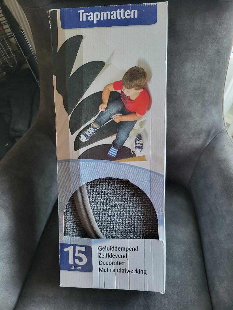 Trapmatten licht grijs gemêleerd, Huis en Inrichting, Ophalen, Nieuw, Trap modern, Grijs