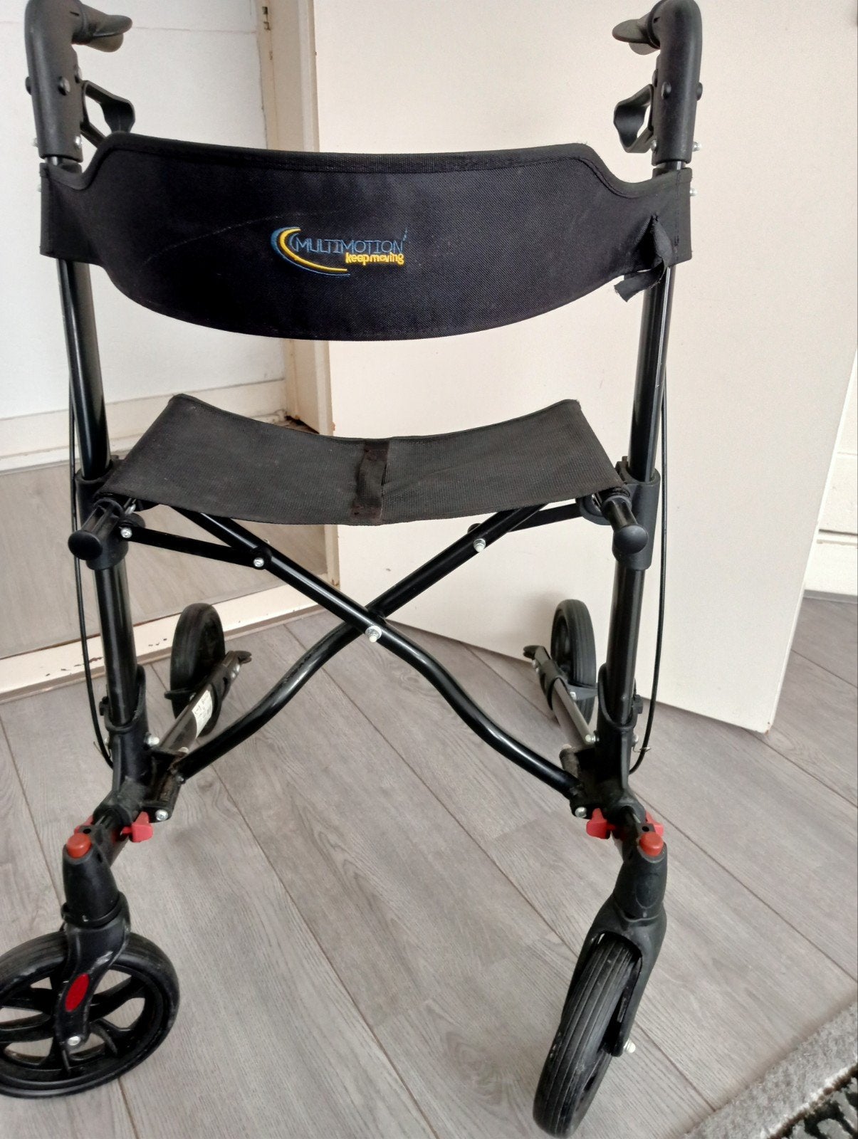 MultiMotion Light XL rollator die is ontworpen voor extra dr, Ophalen