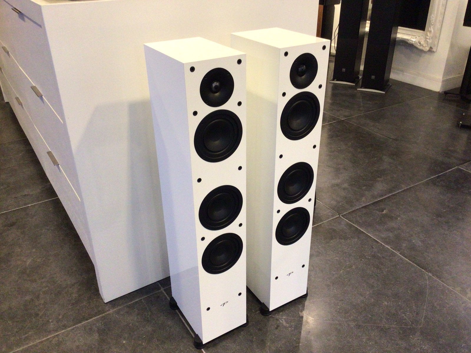 Paradigm MONITOR SE 3000F nieuw B-stock 5 jaar garantie, Overige merken, Vloerstaande luidspreker, Nieuw, Ophalen of Verzenden
