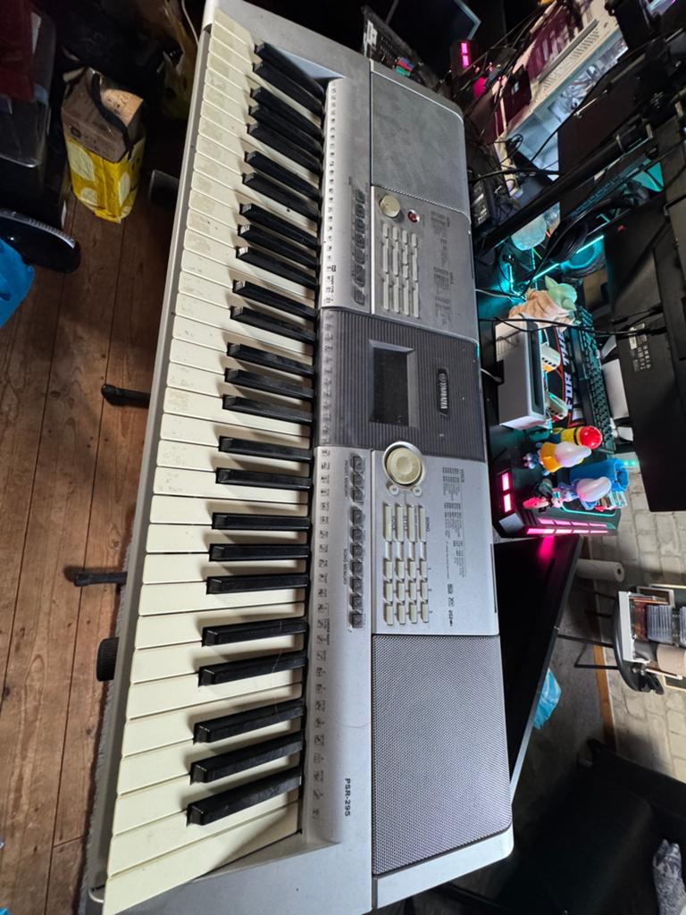 Yamaha PSR-295, Muziek en Instrumenten, Keyboards, Ophalen of Verzenden, Zo goed als nieuw, 61 toetsen, Yamaha