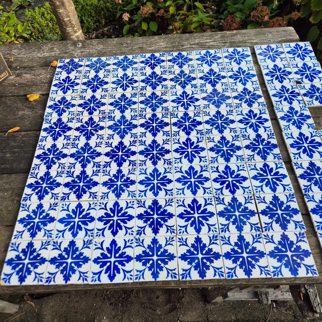 Set van 56 antieke wandtegels 13x13 cm blauw wit, Ophalen