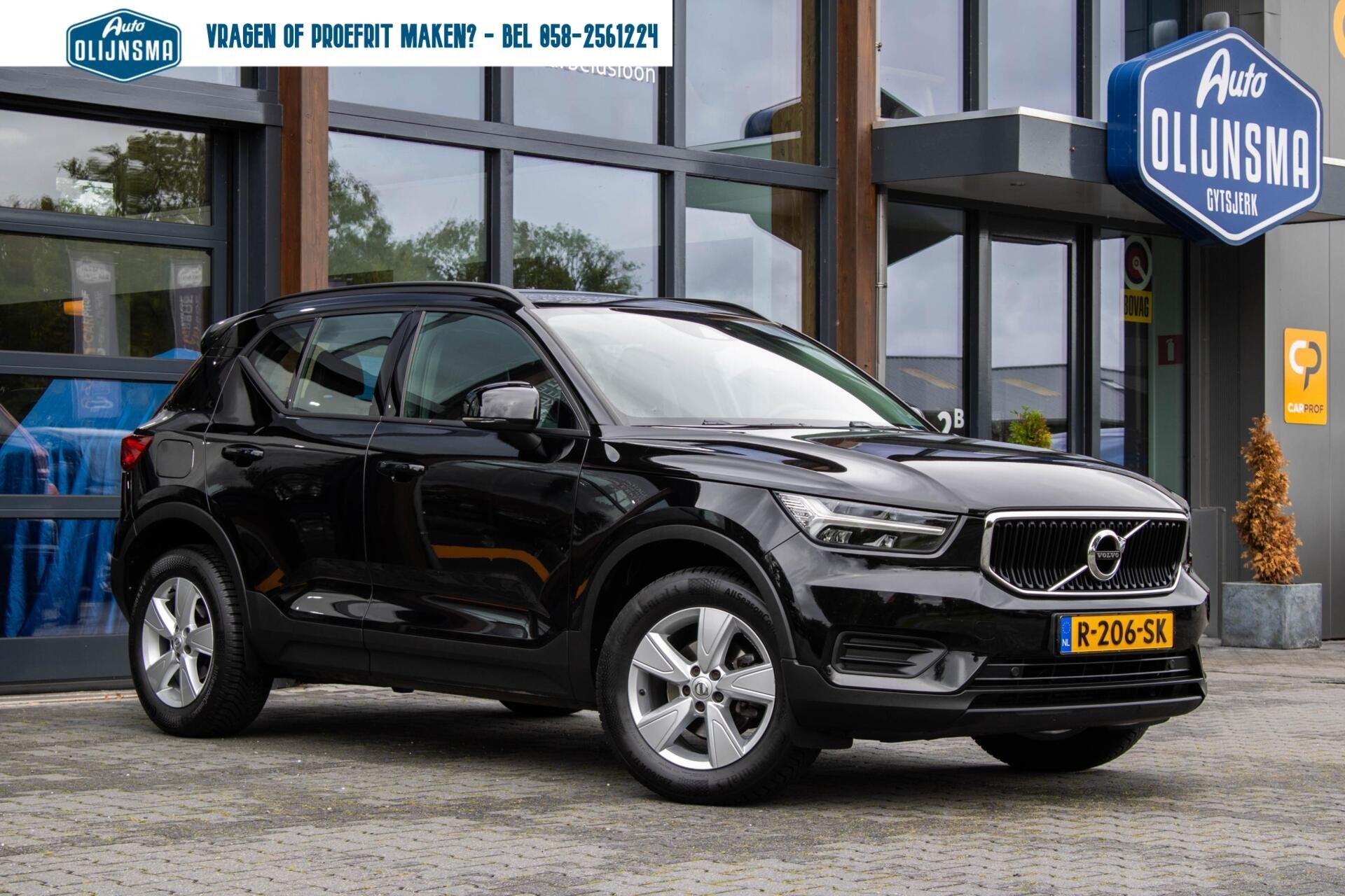 Volvo XC40 1.5 T3 Momentum|Stoelverwarming|Camera|Trekhaak|L, Auto's, Voorwielaandrijving, 1525 kg, Gebruikt, Met garantie (alle)