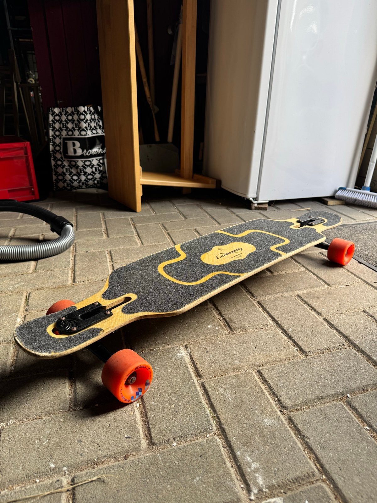 Loaded Tan Tien Longboard Flex 2 met Orangatang wielen, Ophalen, Gebruikt, Skateboard, Longboard