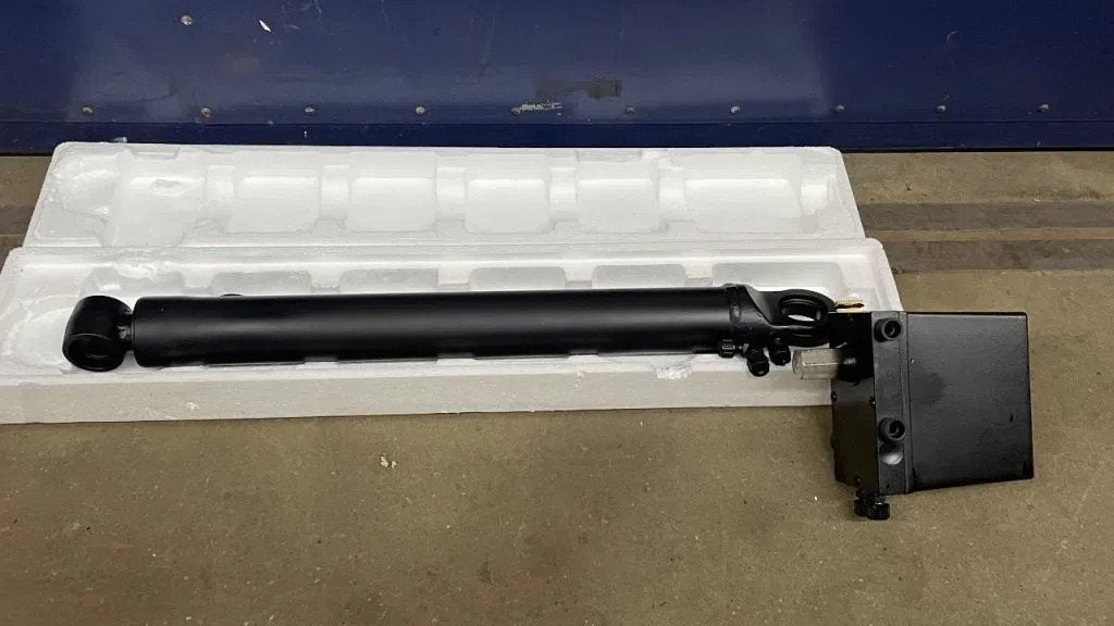 Scania Kantelpomp + cilinder nieuw 3 serie / 143 / 113, Auto-onderdelen, Gebruikt, Scania, Overige Auto-onderdelen