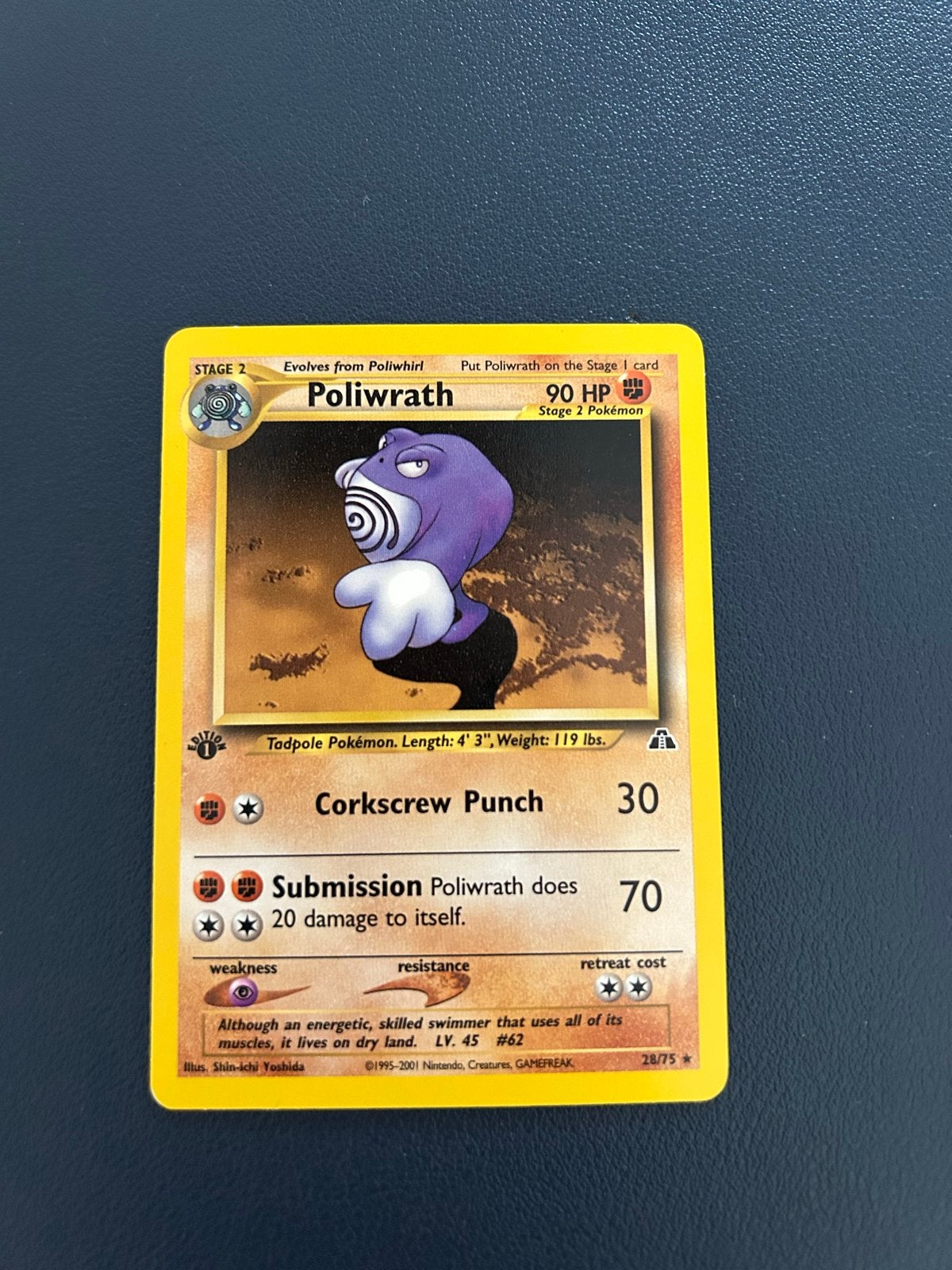 Poliwrath first edition Pokémon Kaart 28/75 Neo Discovery, Hobby en Vrije tijd, Verzamelkaartspellen | Pokémon, Ophalen of Verzenden