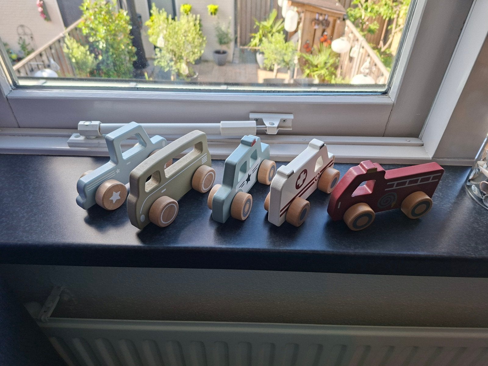 5 leuke  auto's little dutch, Kinderen en Baby's, Speelgoed | Houten speelgoed, Ophalen of Verzenden, Zo goed als nieuw