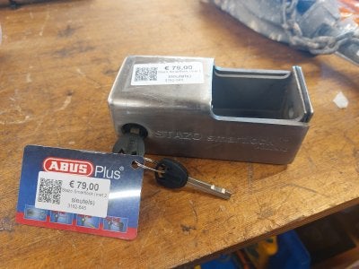 Stazo Smartlock (met 2 sleutels), Watersport en Boten, Bootonderdelen, Gebruikt