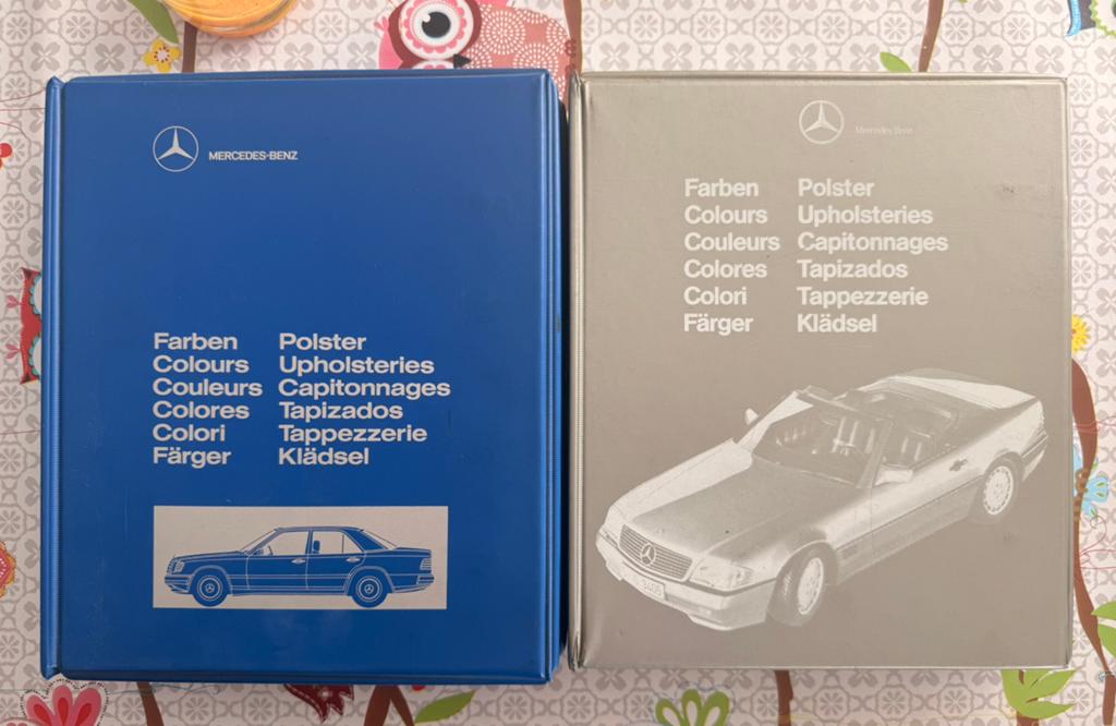 Mercedes W124/W201 Dealer Kleuren & Stoffenboeken, Boeken, Ophalen of Verzenden, Mercedes