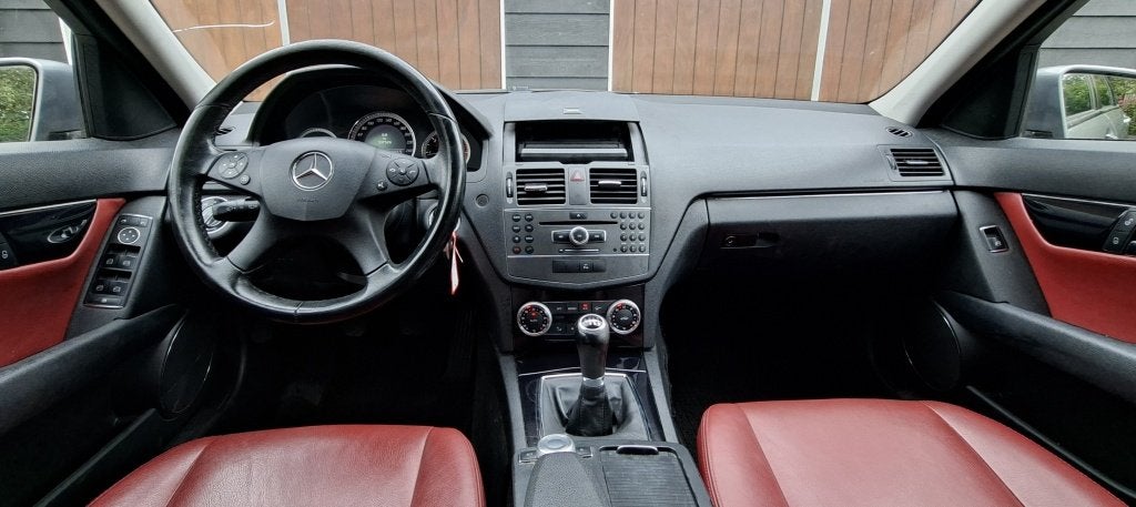 Mercedes-Benz C-Klasse Estate 200 CDI BE. Bns Cl. | Lederen, Euro 5, 4 cilinders, 1535 kg, 19 km/l