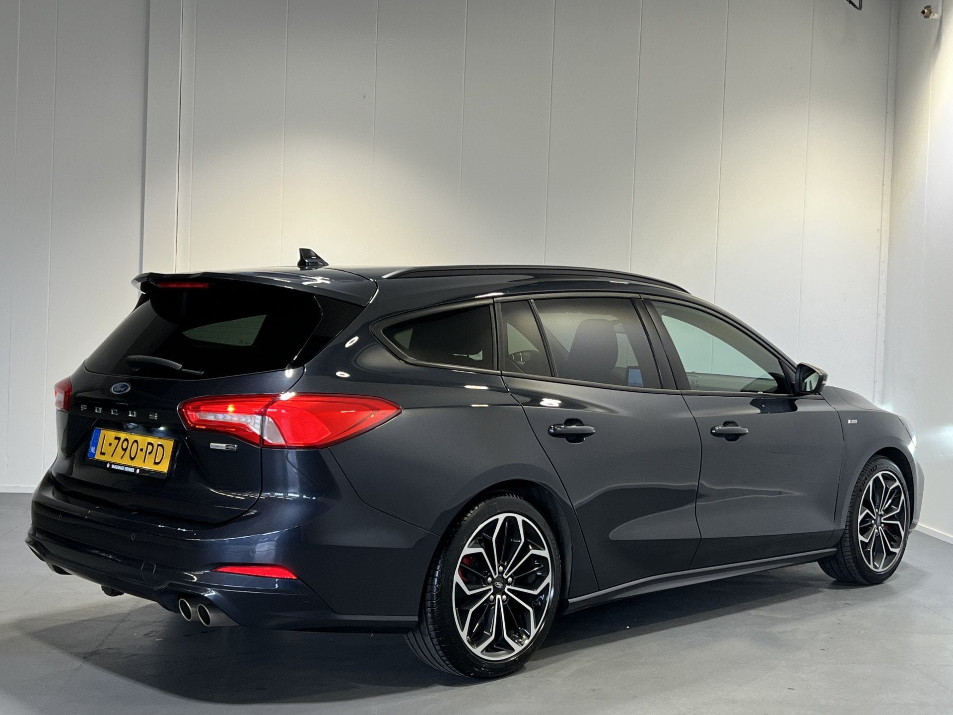 Ford FOCUS Wagon 1.0 EcoBoost Hybrid ST Line X Business | Na, Auto's, Stof, Gebruikt, Blauw, Origineel Nederlands