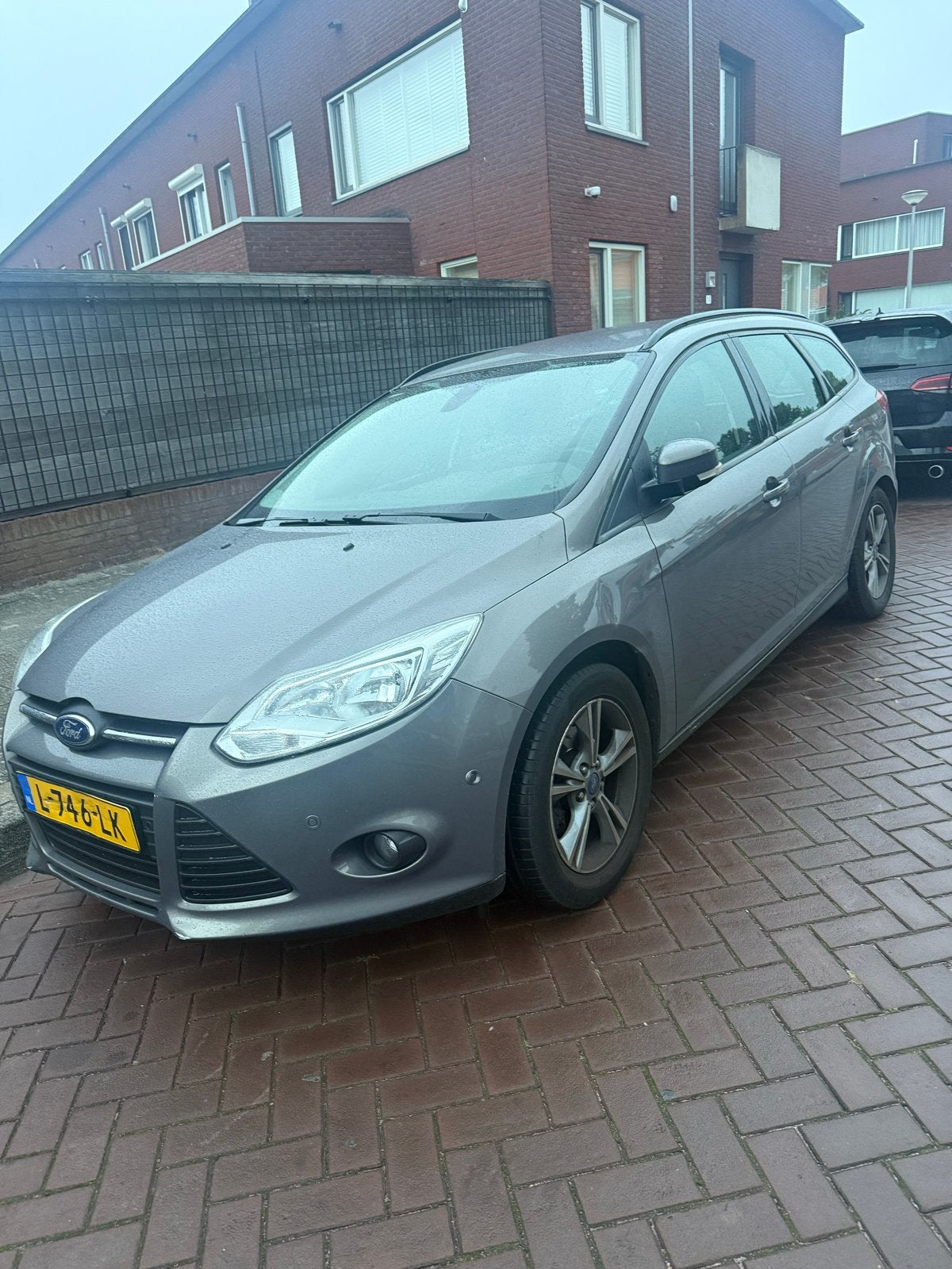 Ford Focus 1.0 Ecoboost 74KW Wagon 2013 Bruin, Bruin, 100 pk, Handgeschakeld, Particulier
