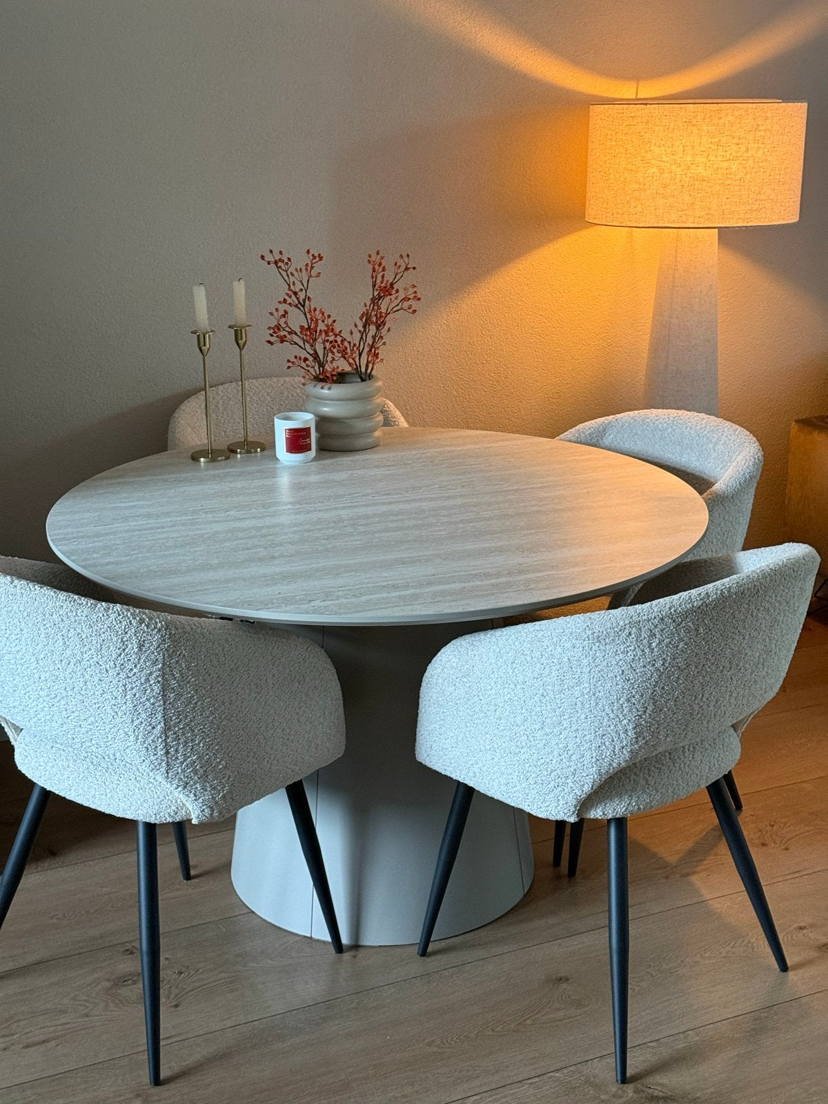 Set van 4 Bouclé Eetkamerstoelen - Crème/Zwart Japandi stijl, Ophalen, Overige kleuren, Zo goed als nieuw, Vier