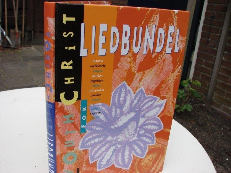 LIEDBOEK YVC CHRISTELIJKE LIEDJES GITAARGREPEN,NOTEN foto's), Muziek en Instrumenten, Bladmuziek, Keyboard, Ophalen of Verzenden