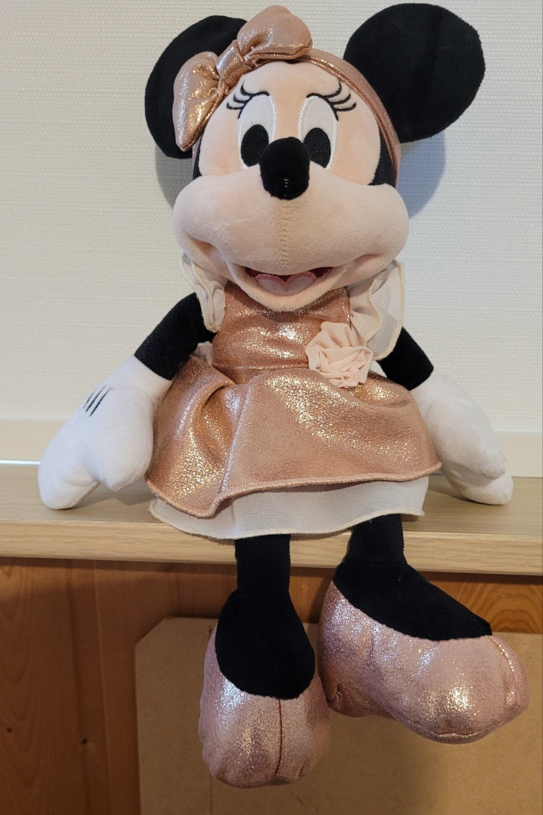 Disney Minnie Mouse Knuffel - Roze Glitter Jurk, Ophalen of Verzenden, Mickey Mouse, Zo goed als nieuw, Knuffel