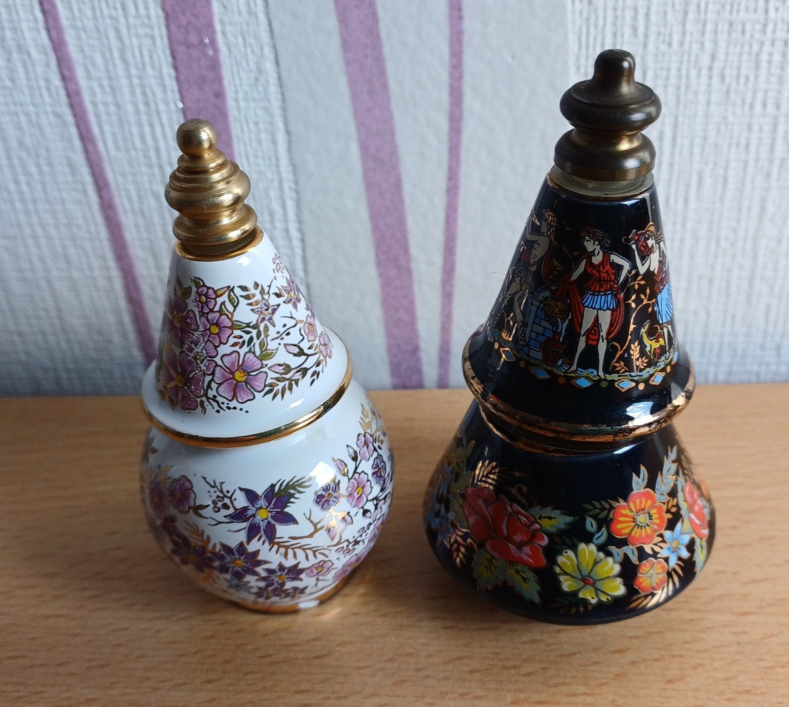 Twee vintage Griekse parfumcréme flesjes, Ophalen of Verzenden