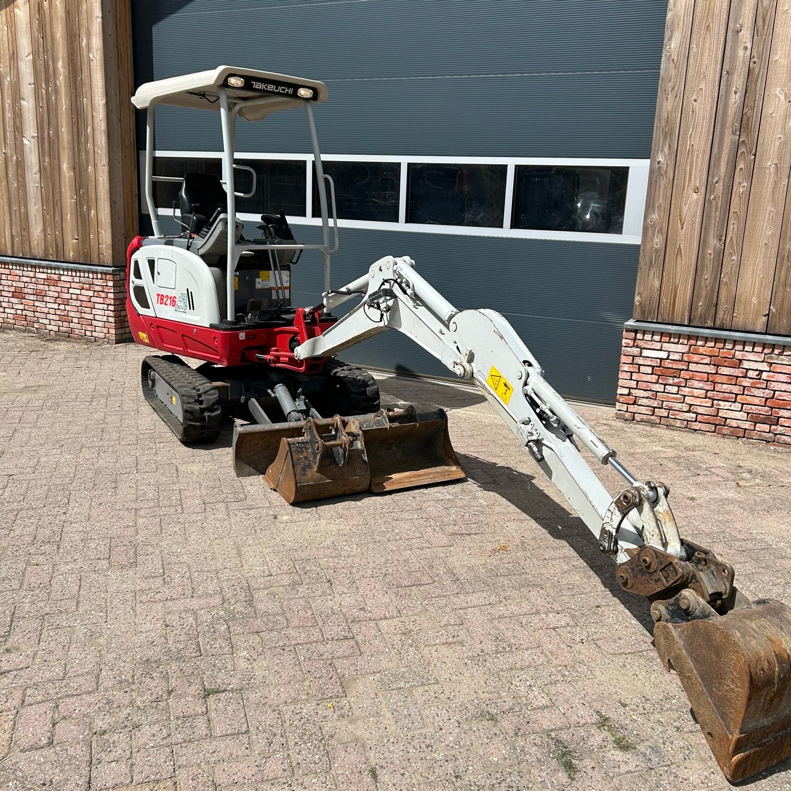 Takeuchi TB216 minigraver Graafmachine, Zakelijke goederen, Machines en Bouw | Kranen en Graafmachines, Graafmachine, Ophalen