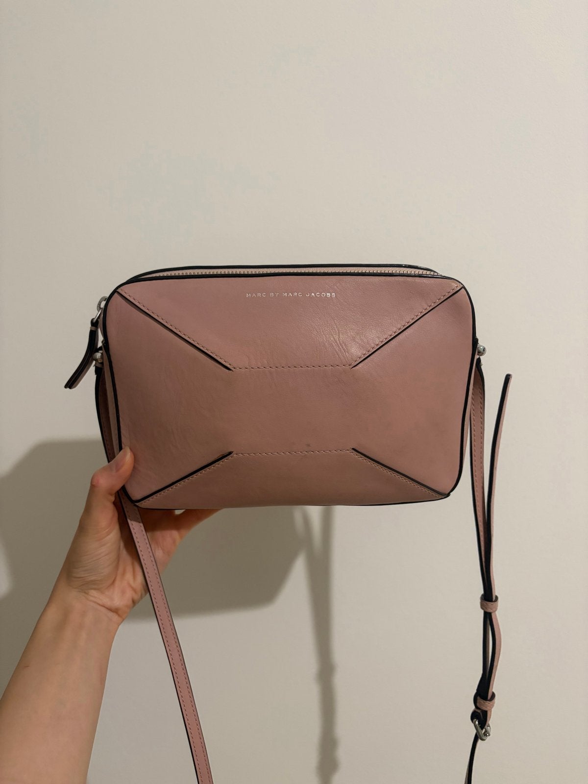 Marc by Marc Jacobs Dusty Roze Crossbody Tas, Ophalen of Verzenden, Gebruikt, Roze, Schoudertasje