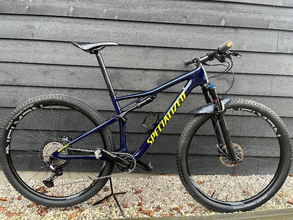 Specialzed Epic Comp met upgrades, Fietsen en Brommers, Fietsen | Mountainbikes en ATB, Fully, Zo goed als nieuw, Schijfrem, 53 tot 57 cm