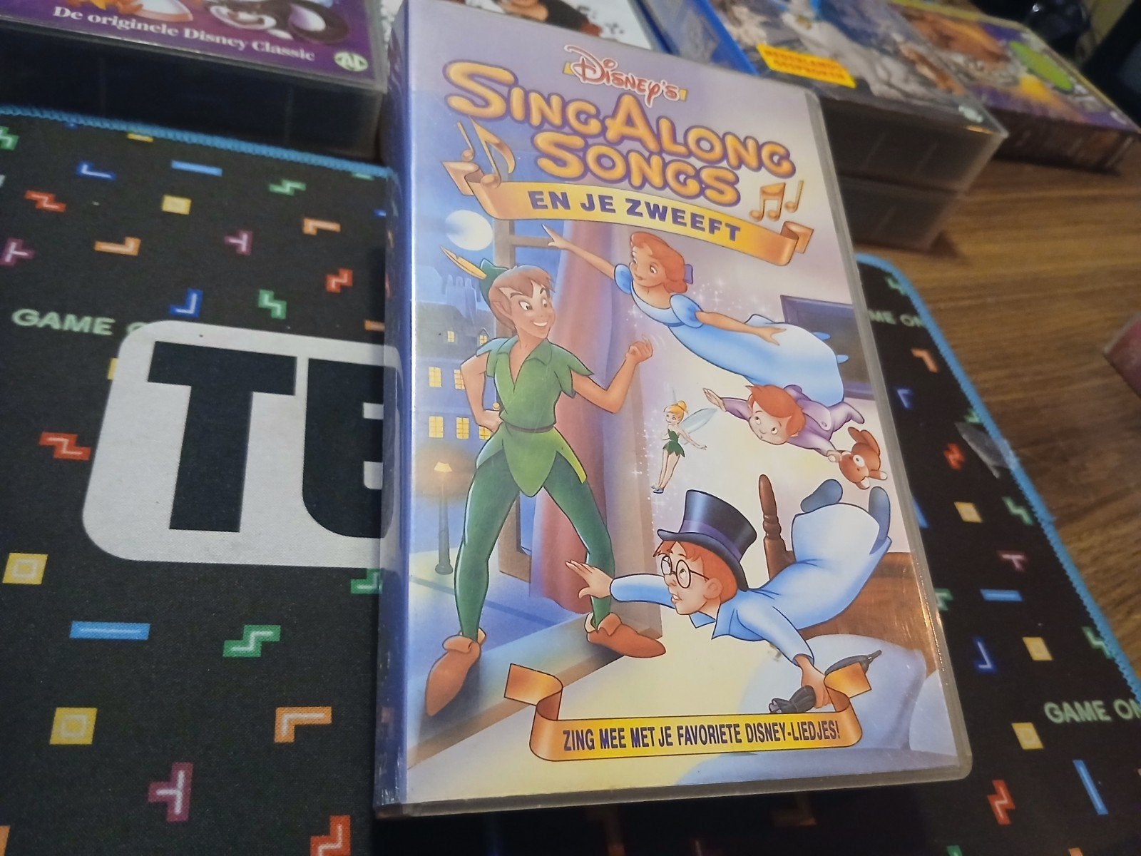 Disney sing along en je zweeft vhs video, Cd's en Dvd's, Alle leeftijden, Ophalen of Verzenden, Gebruikt, Komedie