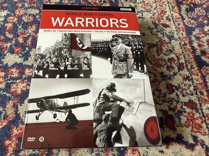World War ll Series. Warriors. Waffen SS en The SAS., Vanaf 12 jaar, Ophalen of Verzenden, Zo goed als nieuw, Oorlog of Misdaad