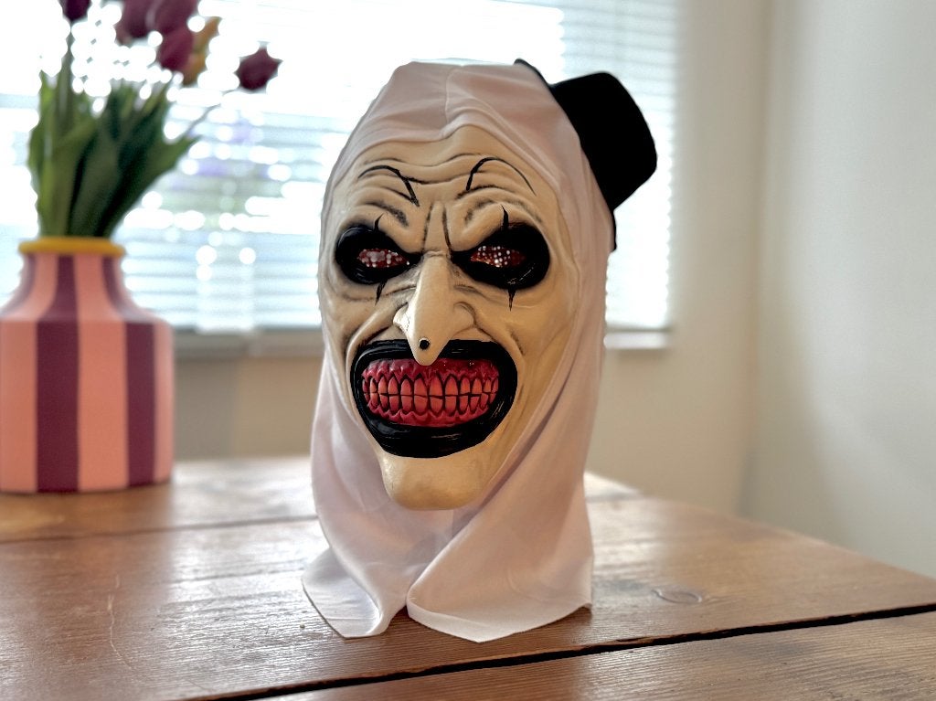 Perfect Sluitend Terrifier Masker Van Rubber En Stof (Nieuw), Ophalen of Verzenden, Nieuw, Feestartikel, Halloween of Griezel