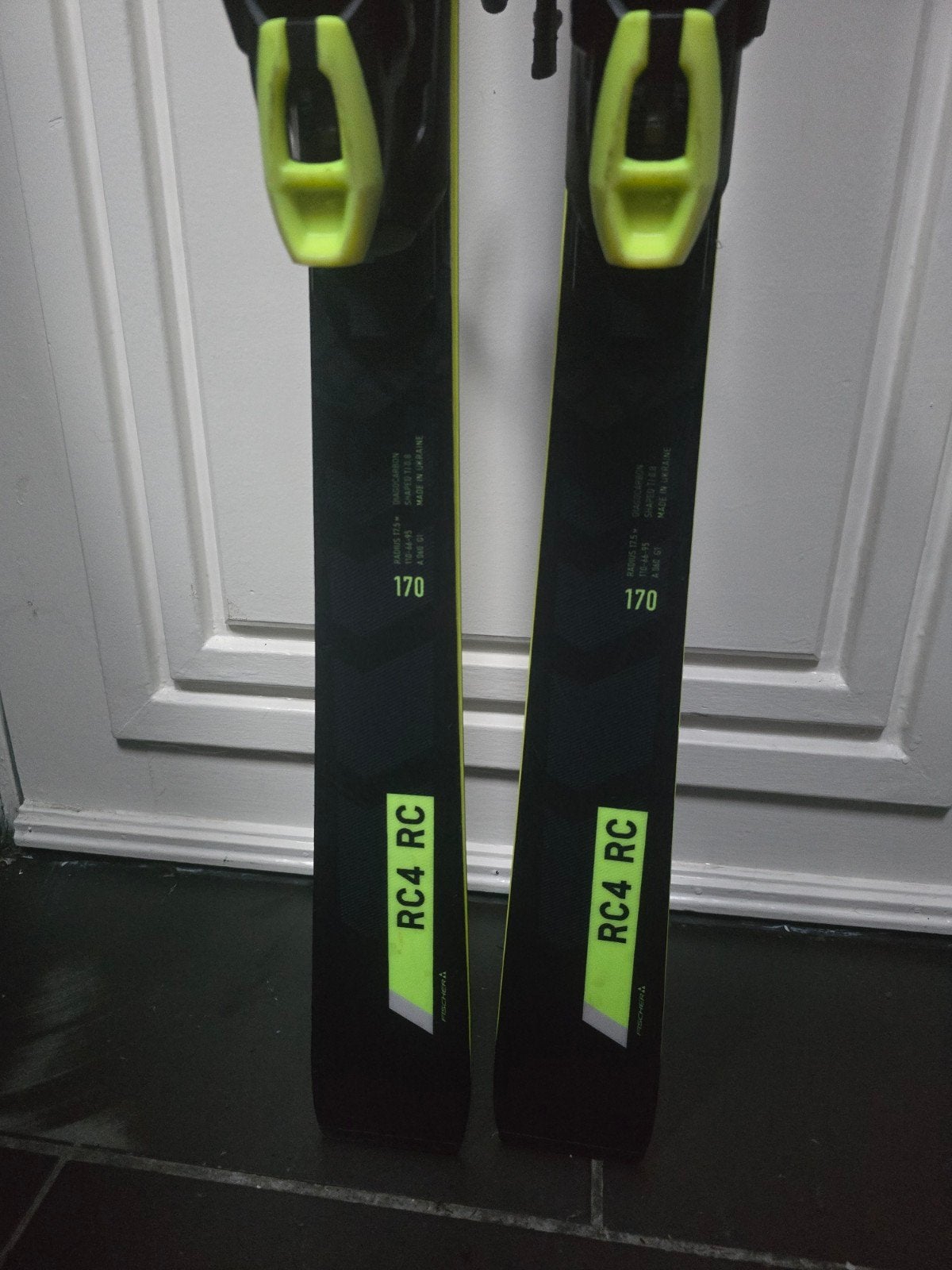170cm 2025 FISCHER RC4 RC 1000€ GEVORDERD SKI VOOR KENNERS, 160 tot 180 cm, Fischer, Ophalen of Verzenden, Zo goed als nieuw
